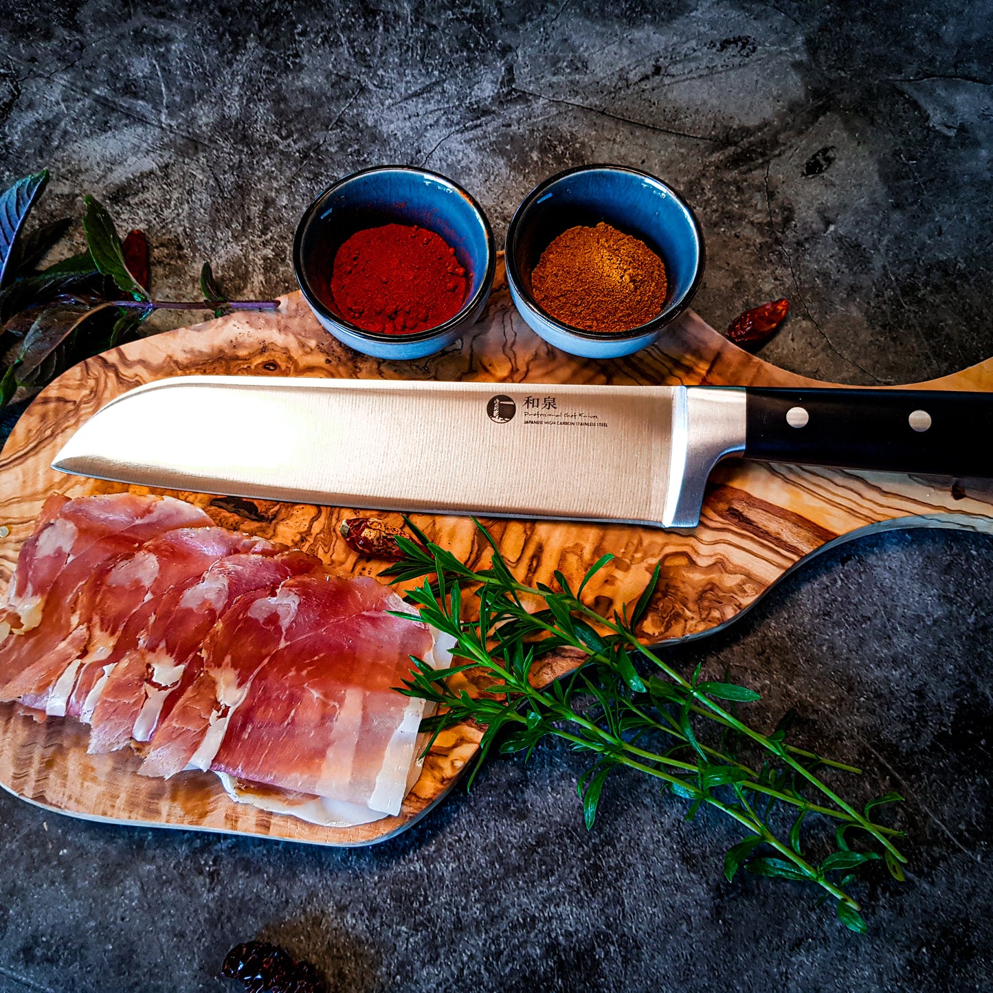 IZUMI ICHIAGO Santokumesser aus Japanese High Carbon Stainless Steel